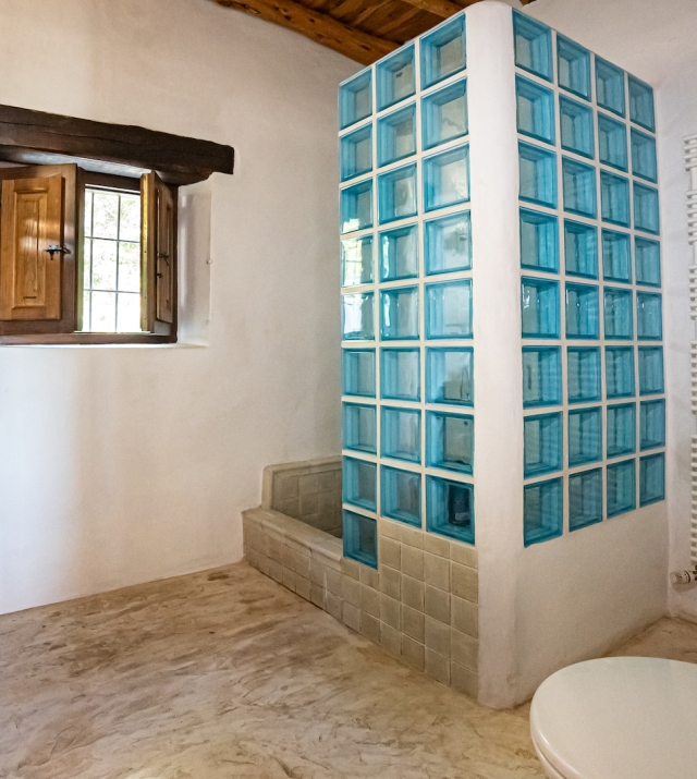 resa estates ibiza  finca sale rental license st jordi bathroom.jpg